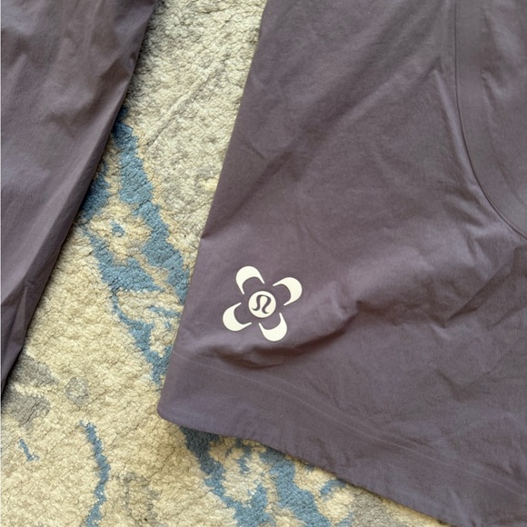 Lululemon SeaWheeze Fast and Free Windbreaker Dusky Lavender - Picture 9 of 13